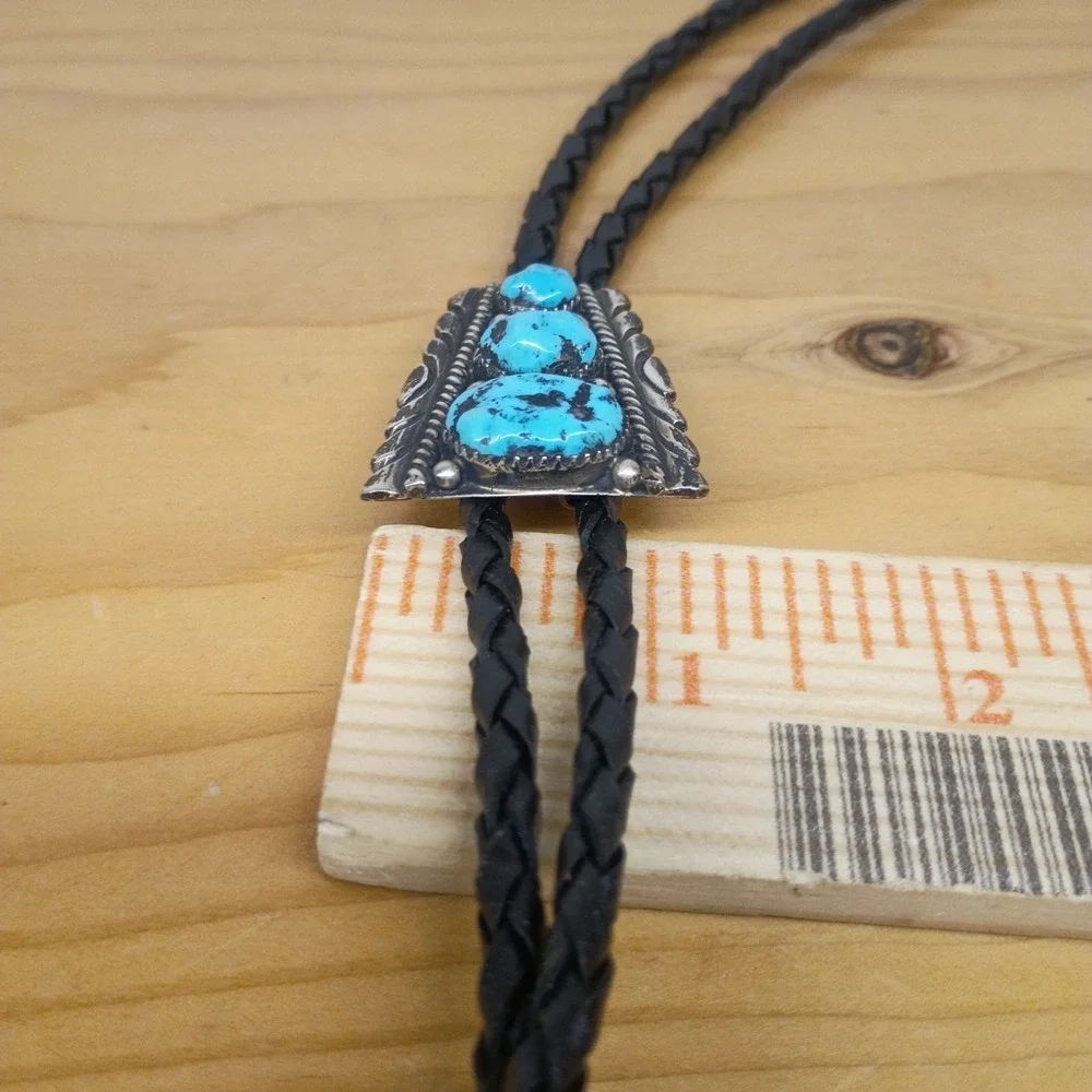 Zuni Pueblo Sterling Silver & Turquoise Bolo Tie RLB  Robert & Bernice Leekya